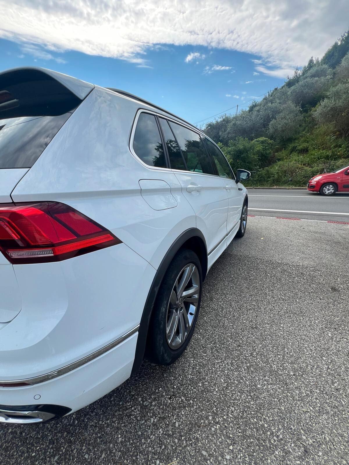 Volkswagen Tiguan 1.5 TSI 150 CV DSG ACT R-Line