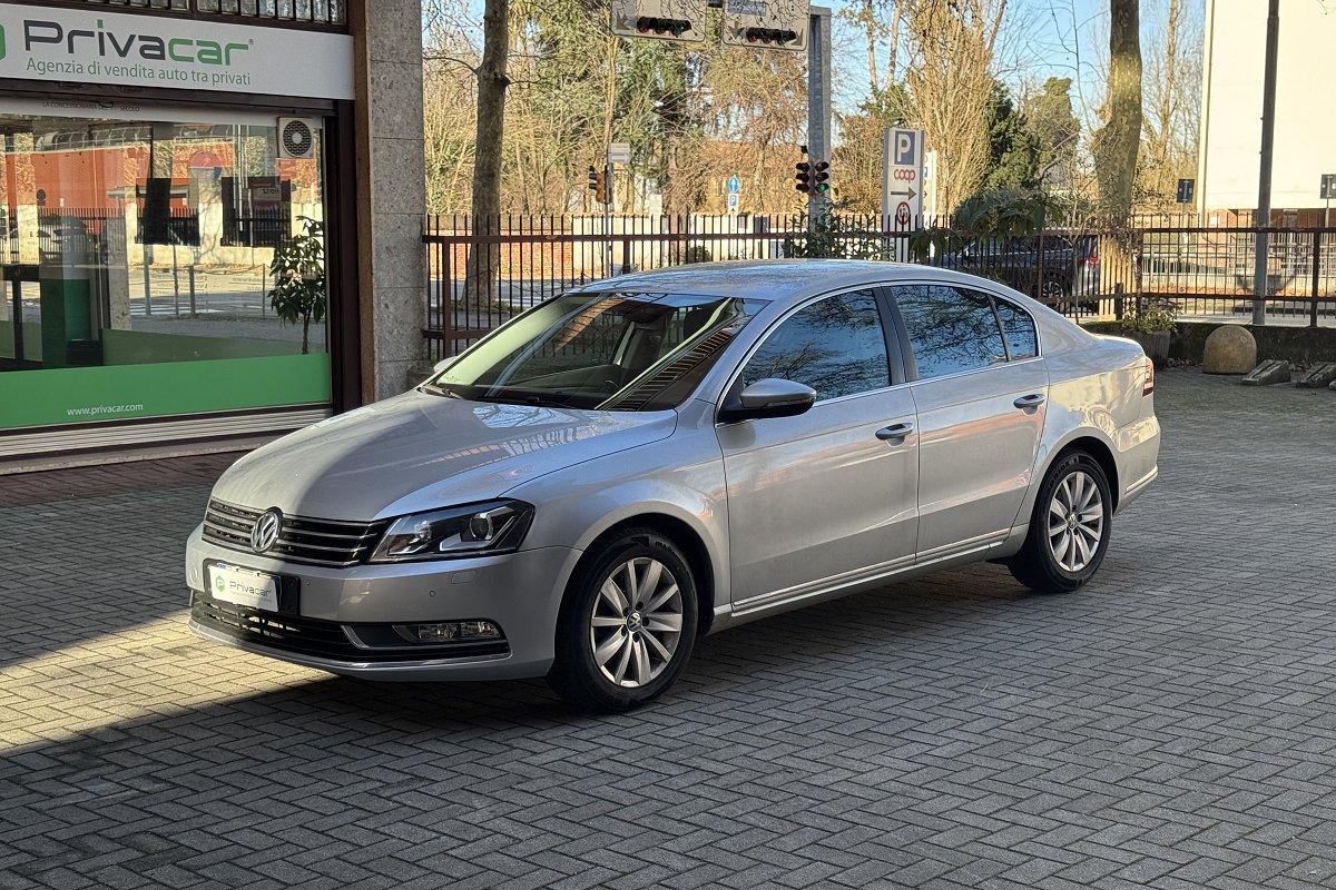 VOLKSWAGEN Passat 2.0 TDI Comfortline BlueM. Tech.