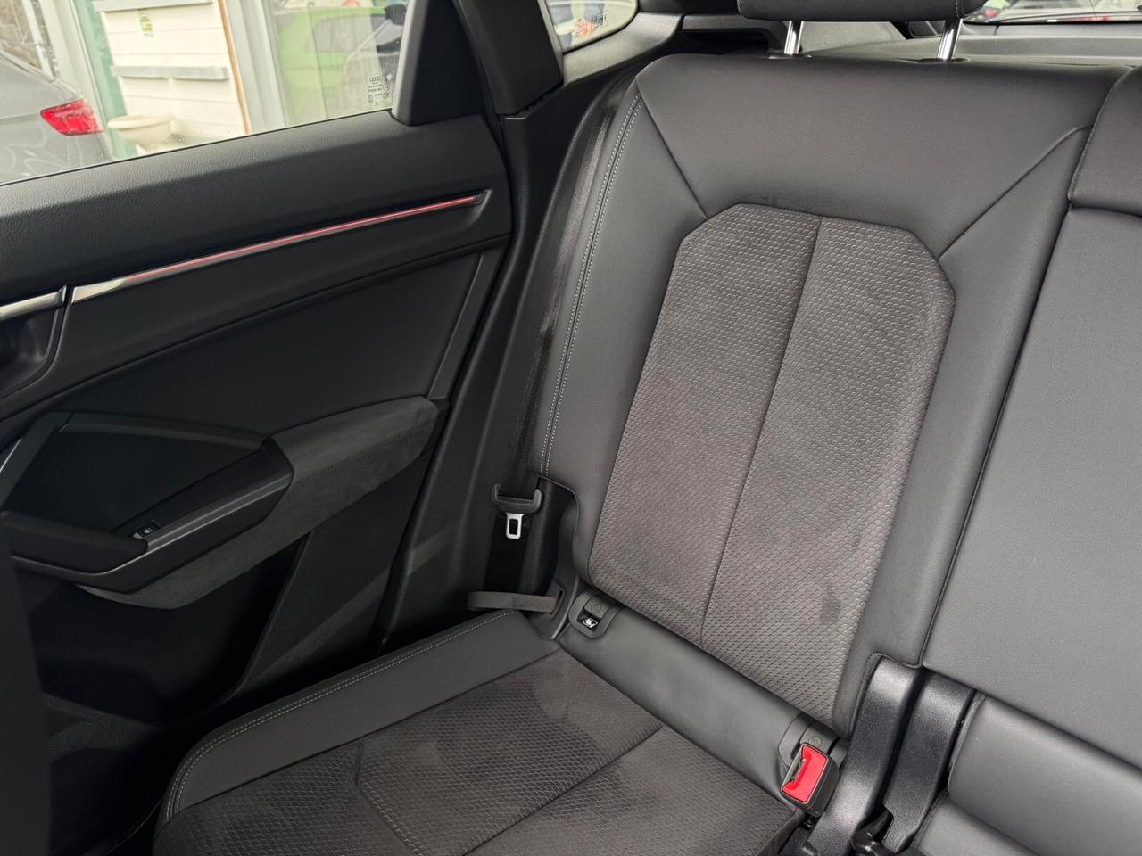 Audi Q3 SPB 35 TDI S tronic line edition - Tetto apribile