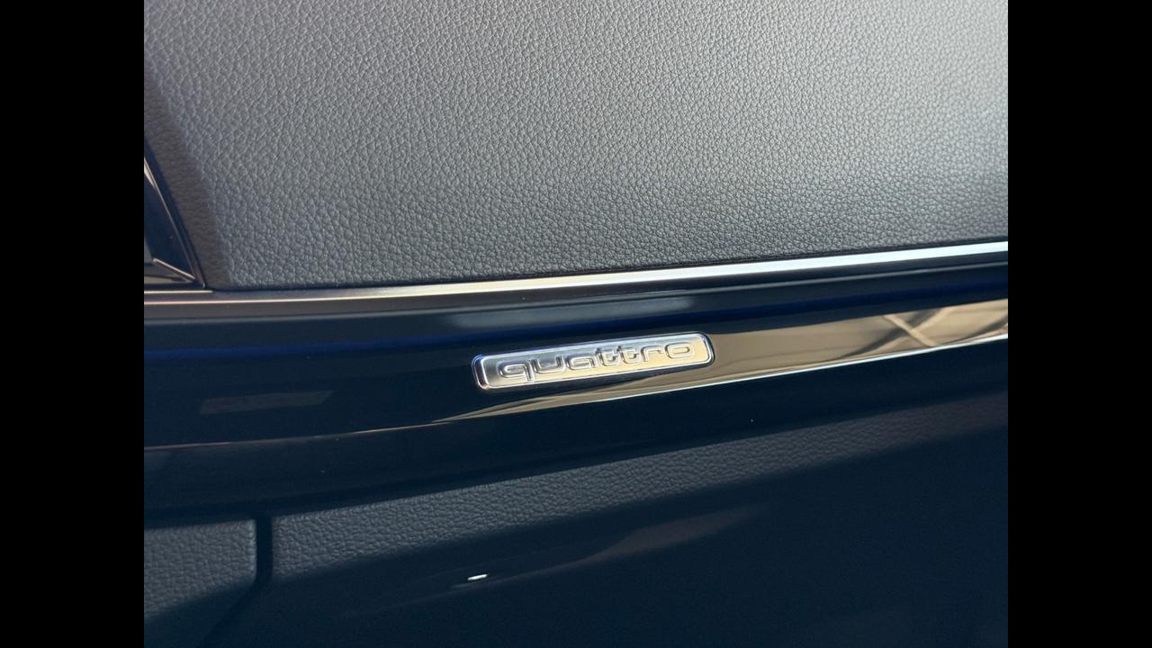 AUDI Q5 II 2020 - Q5 40 2.0 tdi mhev 12V S line Plus quattro s-tr