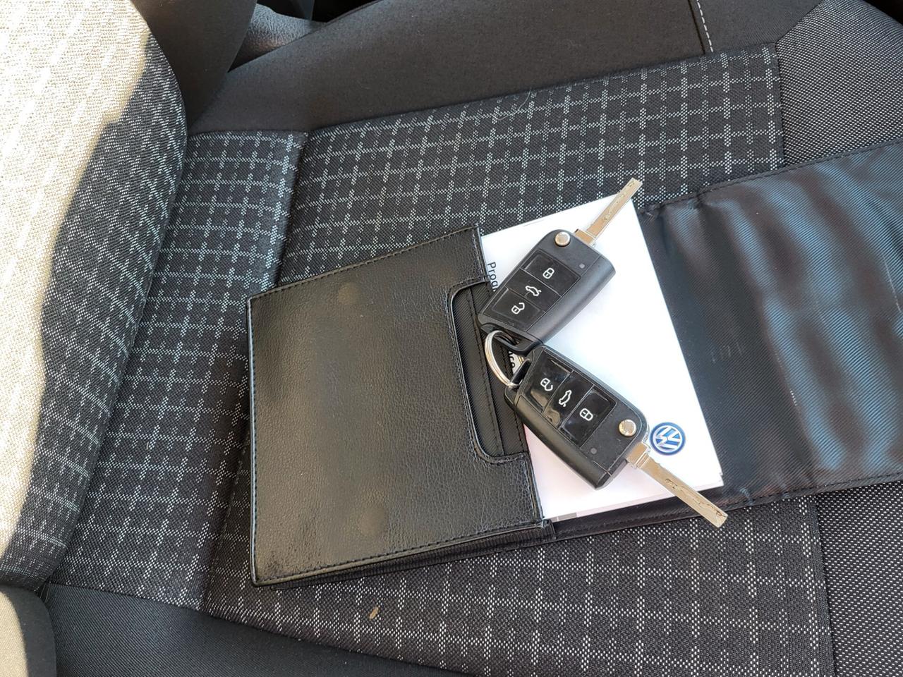 VOLKSWAGEN POLO 1,4 TDI-EURO 6-CINTA DIST-UNICO PROPR