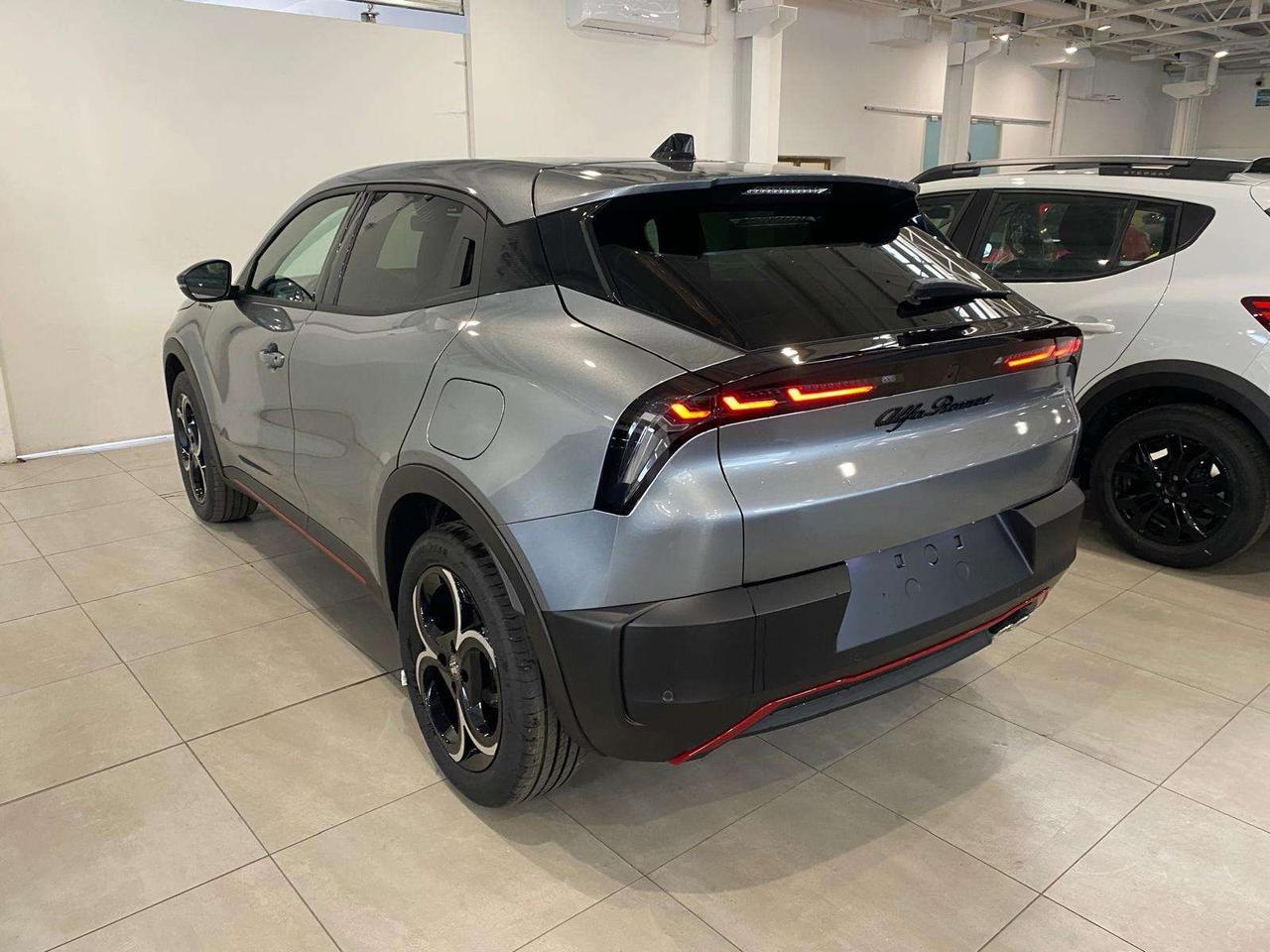 Alfa Romeo Junior Junior 1.2 ibrida Speciale 136cv edct6 MHEV KM 0