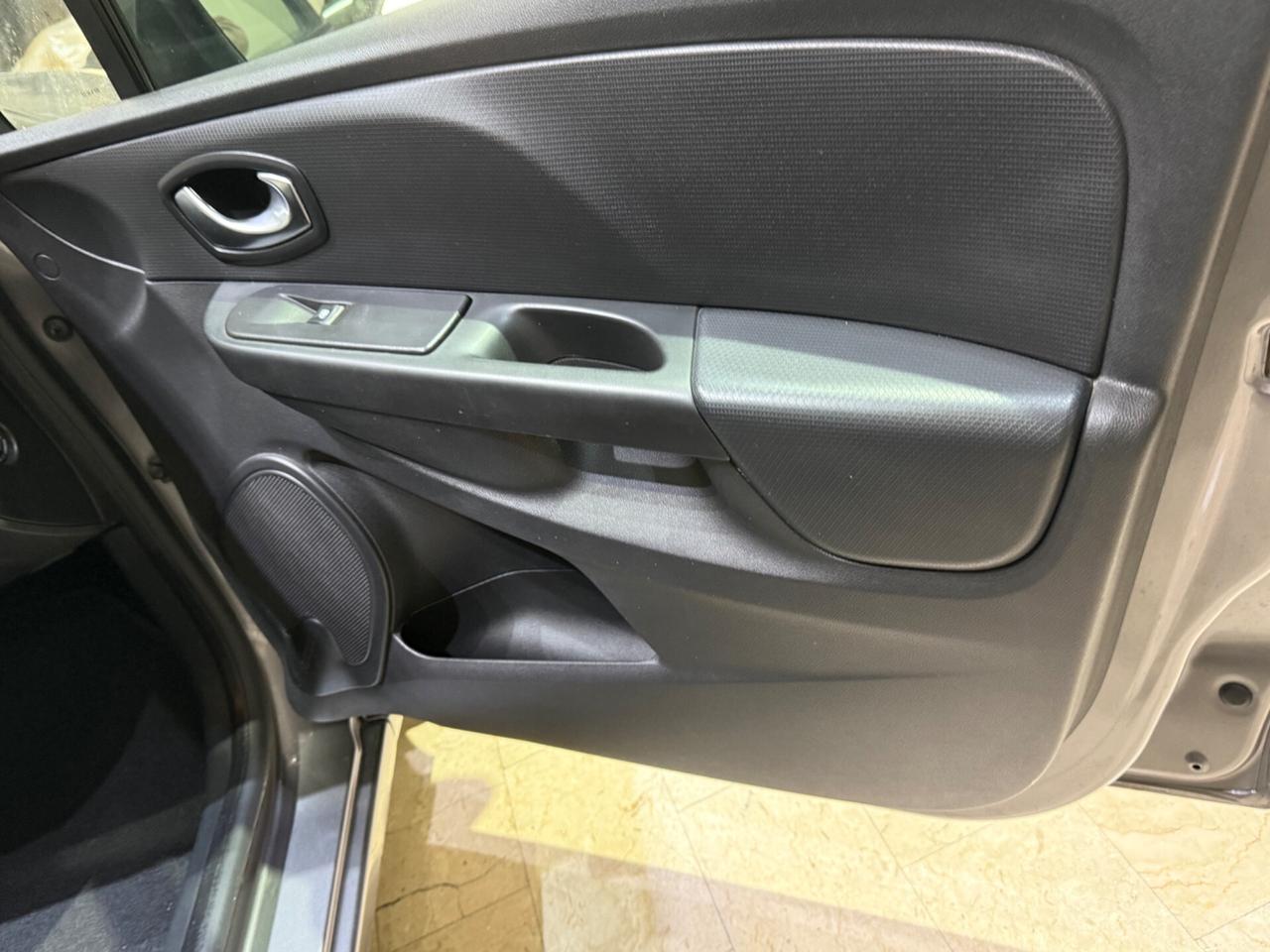 Renault Clio 1.2 75CV 5 porte Life GPL