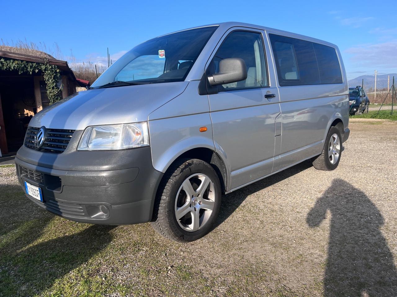 Volkswagen Transporter 2.5 TDI/174CV PC-TM Kombi 9 posti