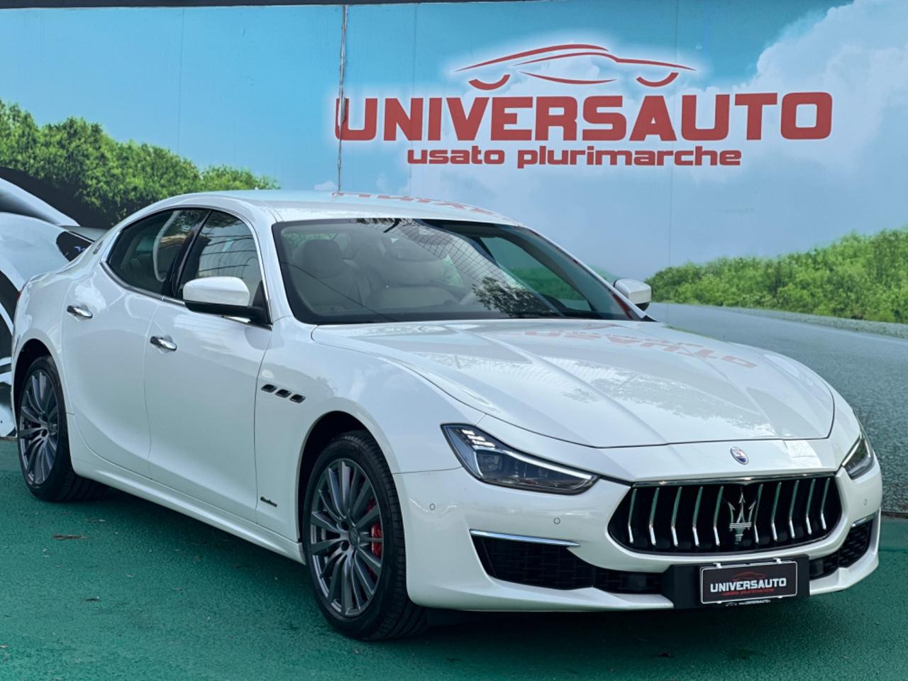 Maserati Ghibli 3.0 V6 250cv GranLusso 2019