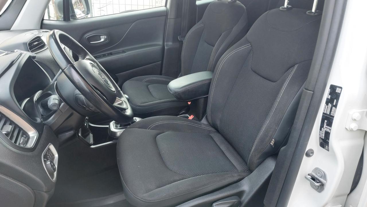 Jeep Renegade LIMITED CON FARI LED
