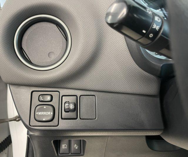 TOYOTA Yaris 1.5 Hybrid 73 CV e-CVT Active