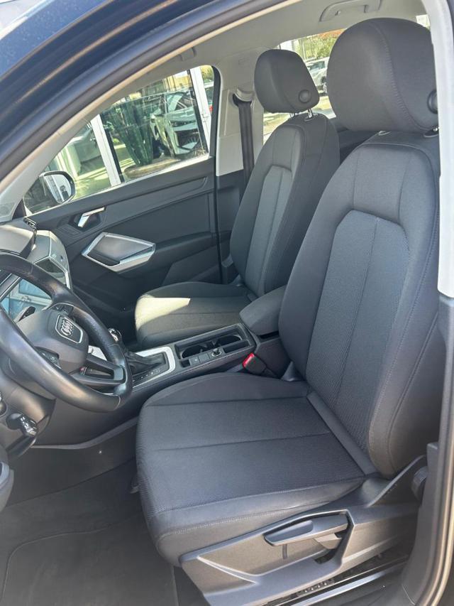 AUDI Q3 35 TDI S tronic Business