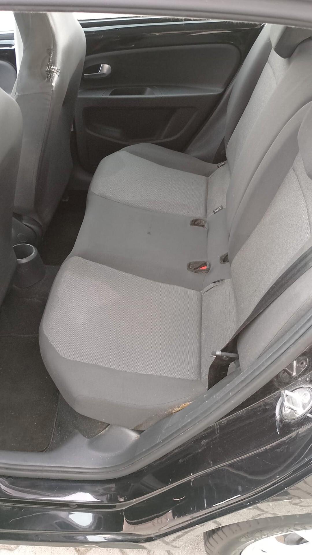 Volkswagen up! 1.0 75 CV 3p. high
