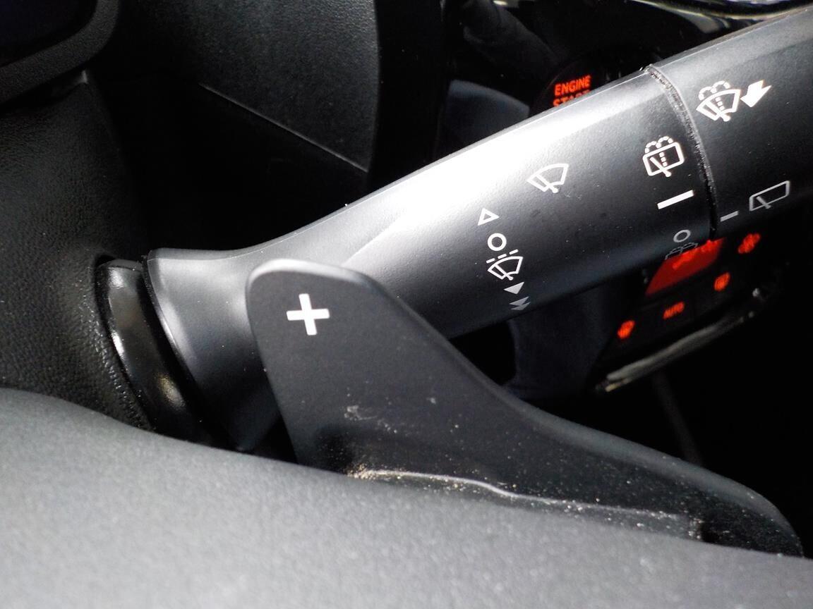 Peugeot 108 VTi 68 ETG 5 porte Allure Cambio Automatico