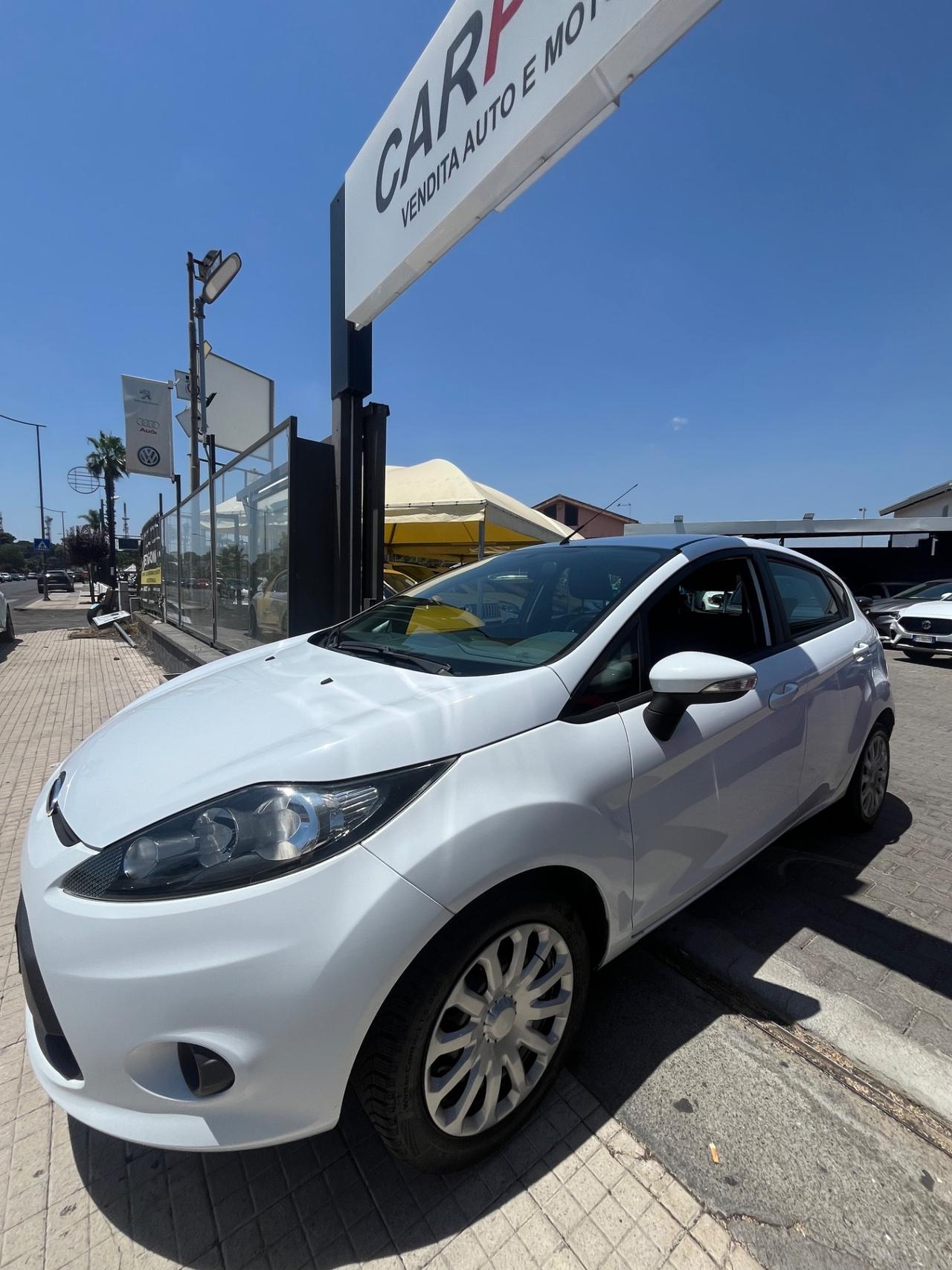 Ford Fiesta 1.2 82 CV 5 porte Titanium