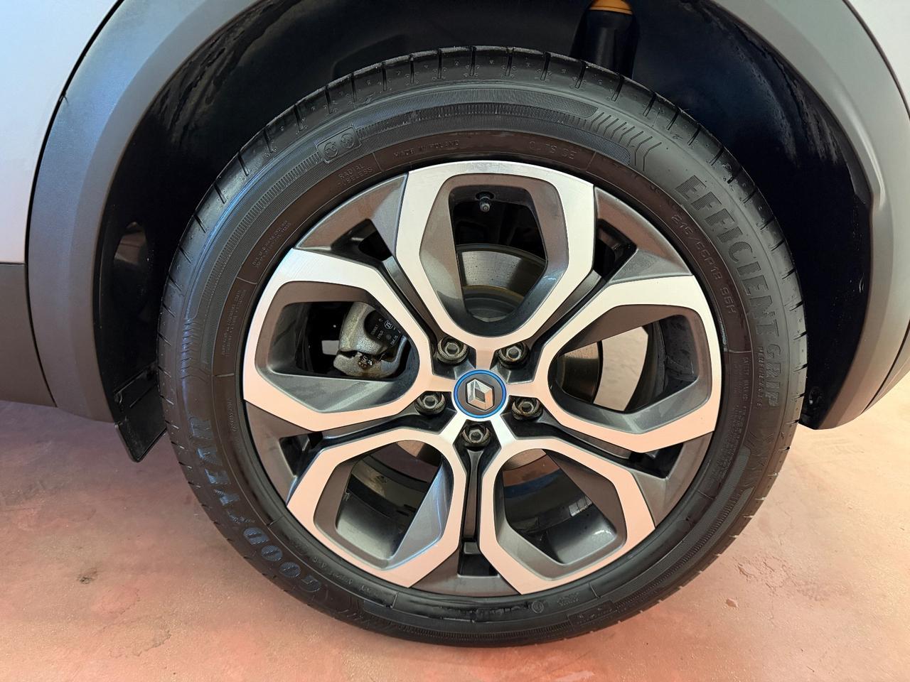 Renault Captur Plug-in Hybrid E-Tech 160 CV Intens