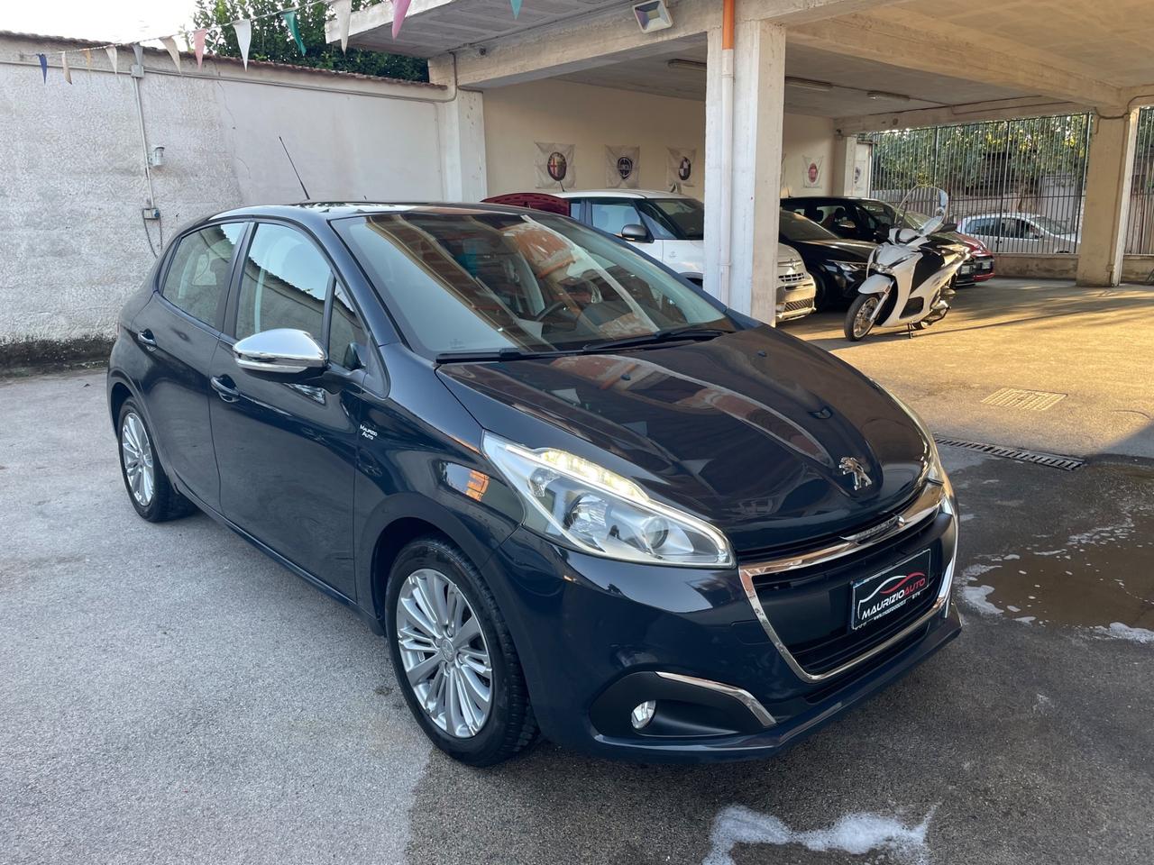 Peugeot 208 BlueHDi 75 5 porte Allure adatta neopatentati