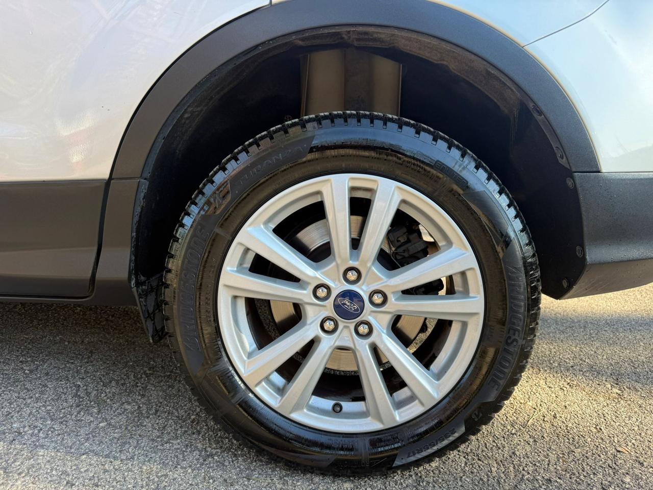 Ford Kuga 1.5 TDCI 120 CV S&S 2WD Powershift Titanium