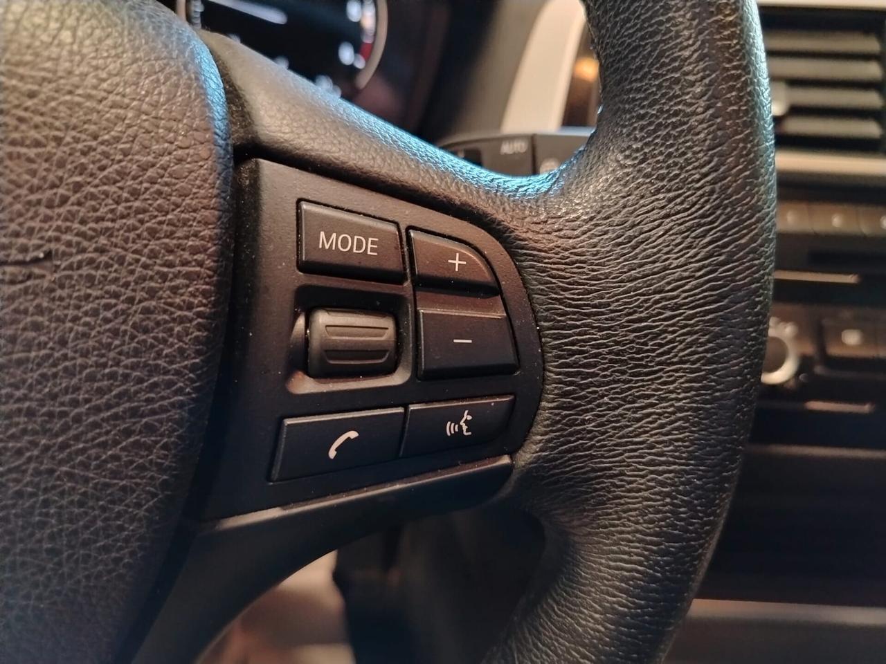 BMW 118 Serie 118d Advantage 5p auto