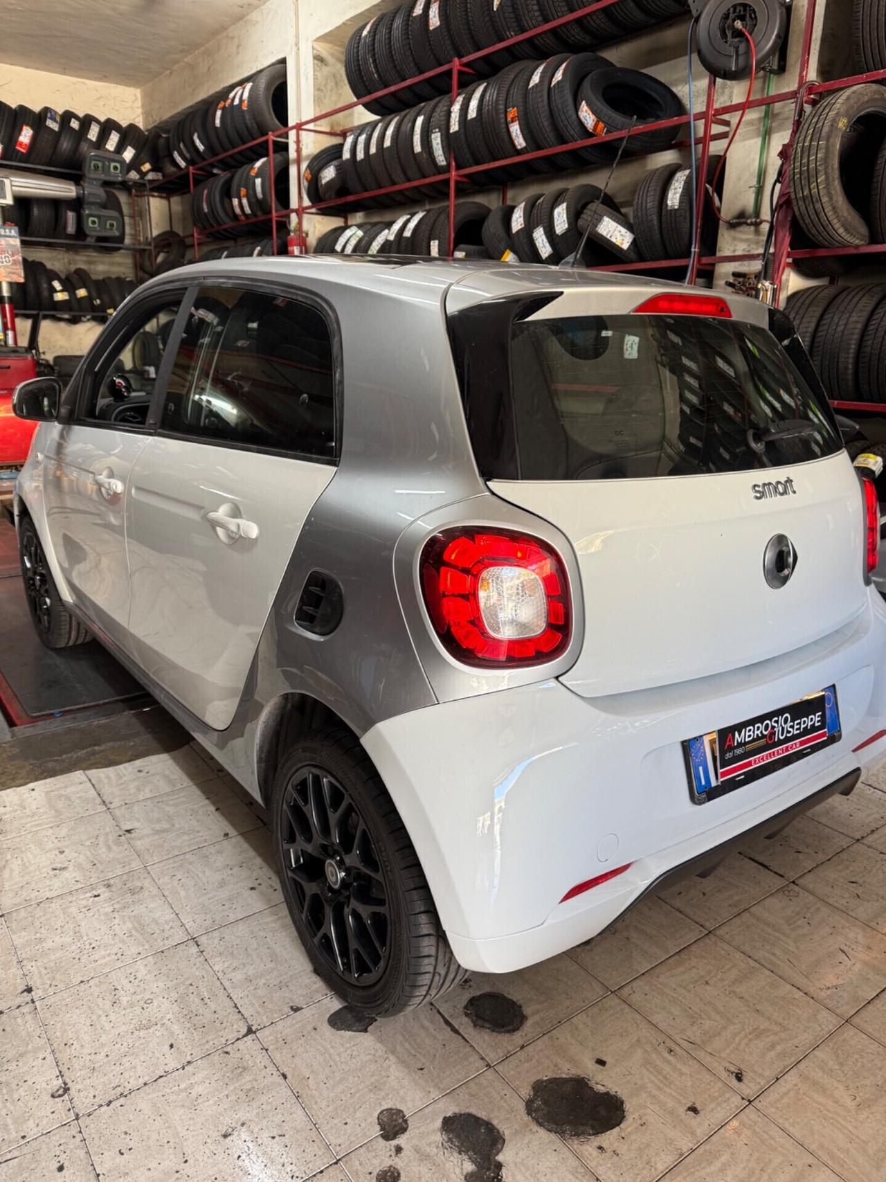 SMART FORFOUR SUPER PASSION 18000 KM