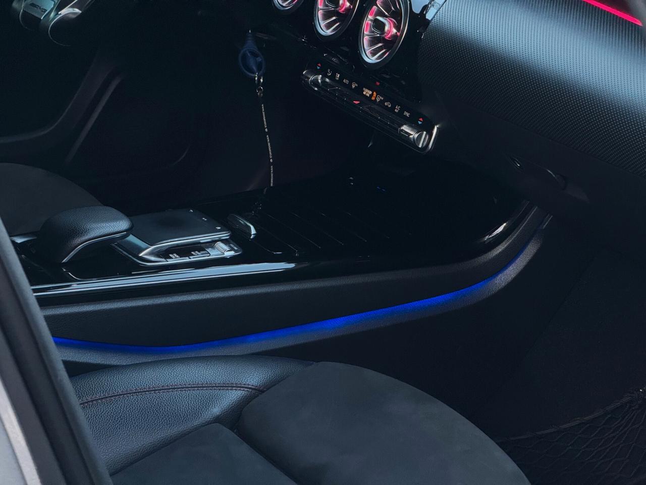 Mercedes-Benz A 180 d Premium AMG TETTO PACK LUCI