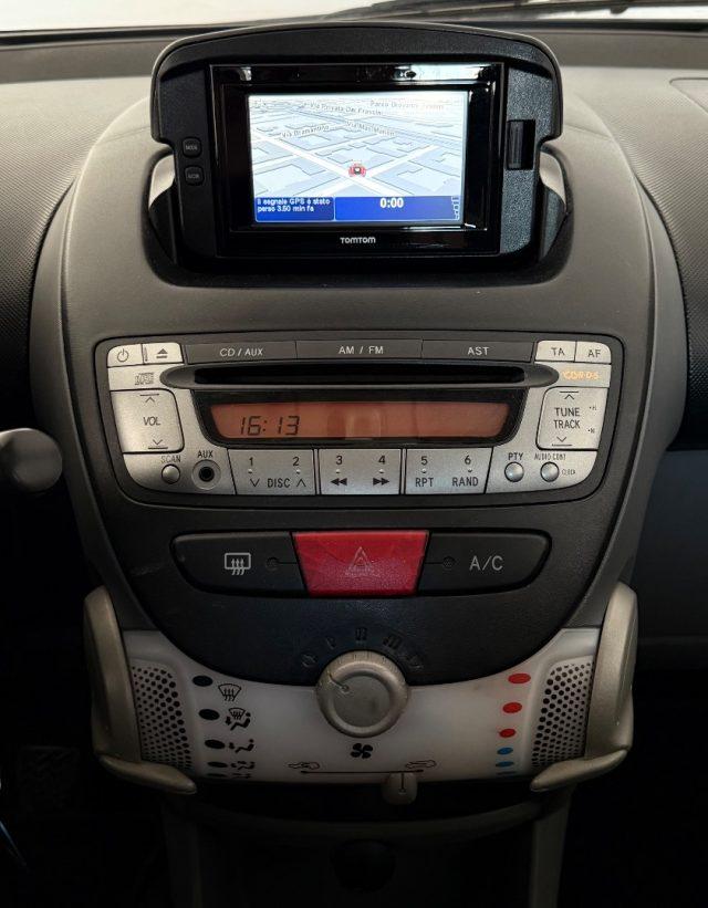 TOYOTA Aygo 1.0 12V VVT-i .5 porte