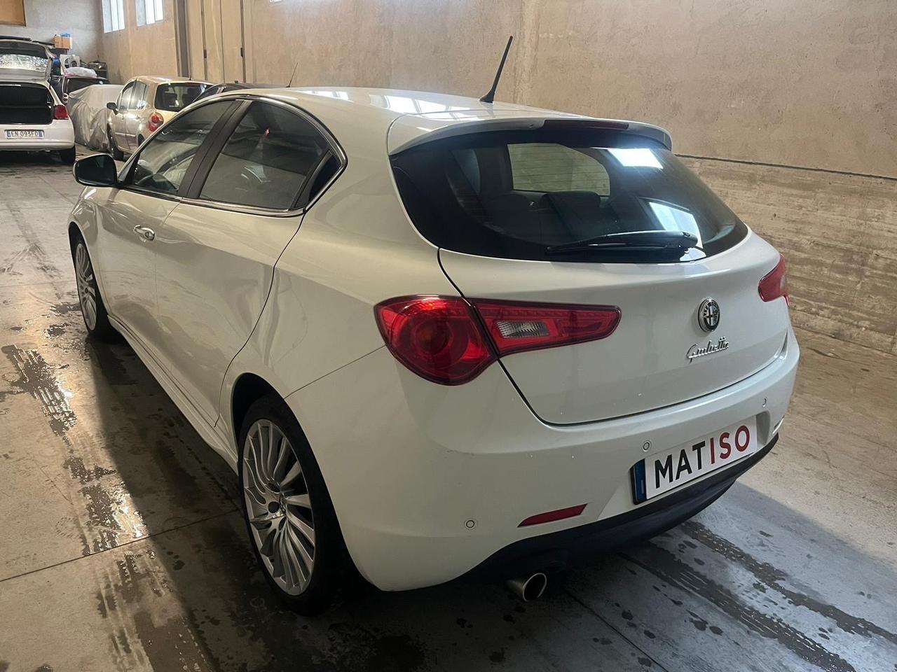 Alfa Giulietta 1.6 JTDm-2 105 CV. Km 100.000