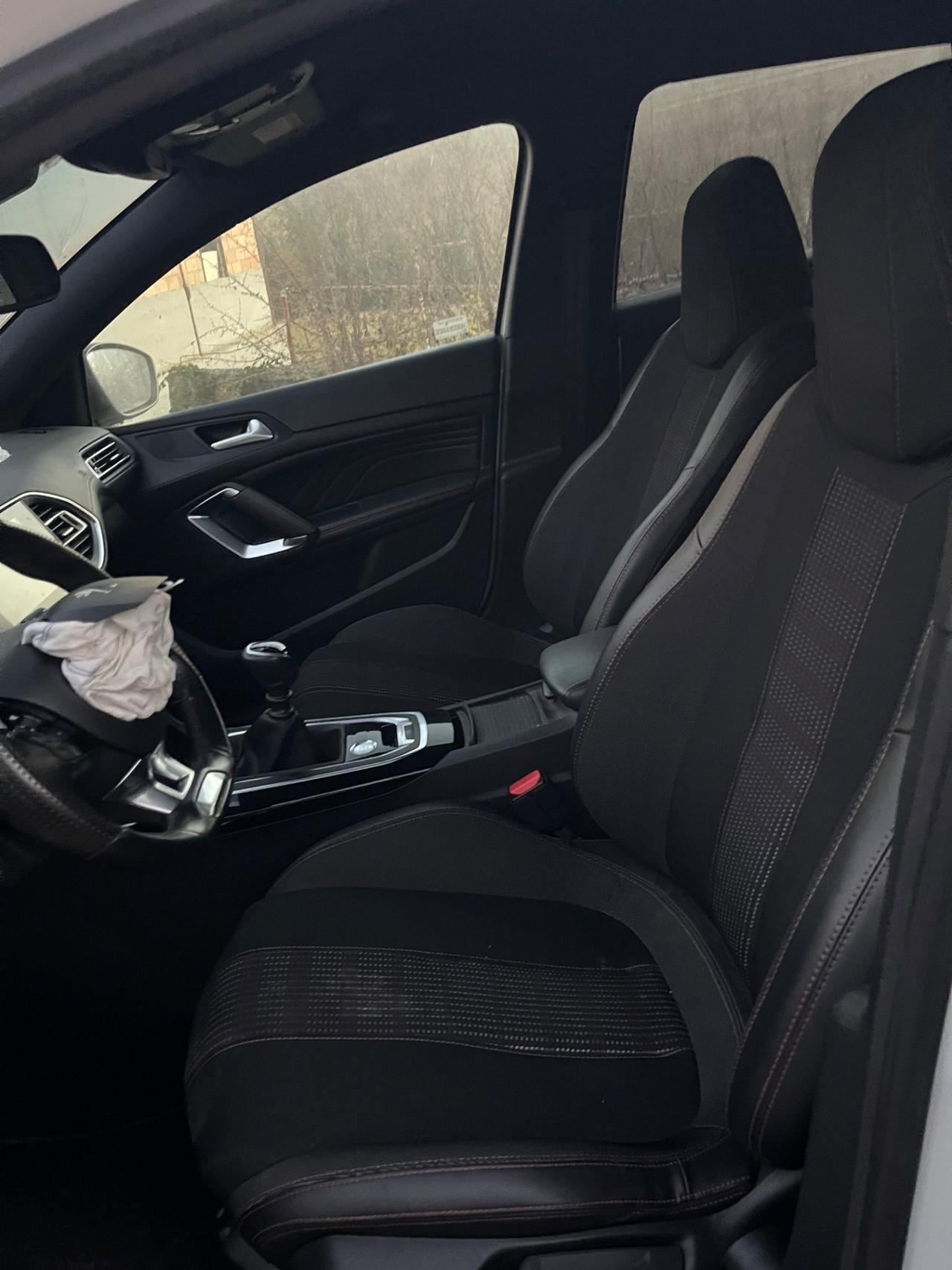 Peugeot 308 1.5HDi GT Line 2020 INCIDENTATA