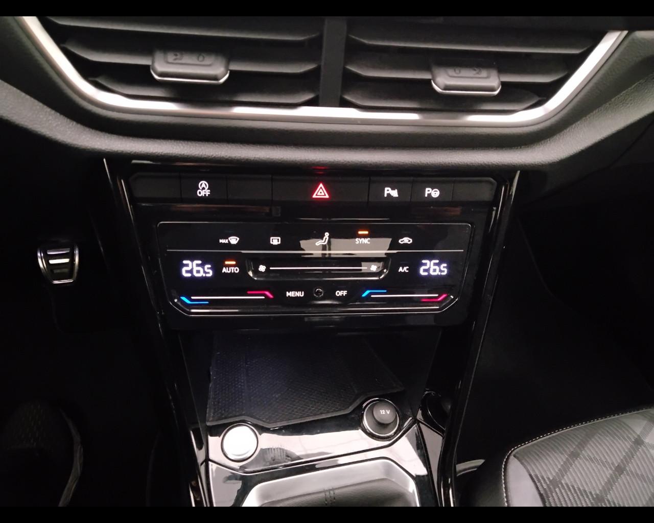 VOLKSWAGEN T-Roc I 2022 - T-Roc 2.0 tdi R-Line 115cv