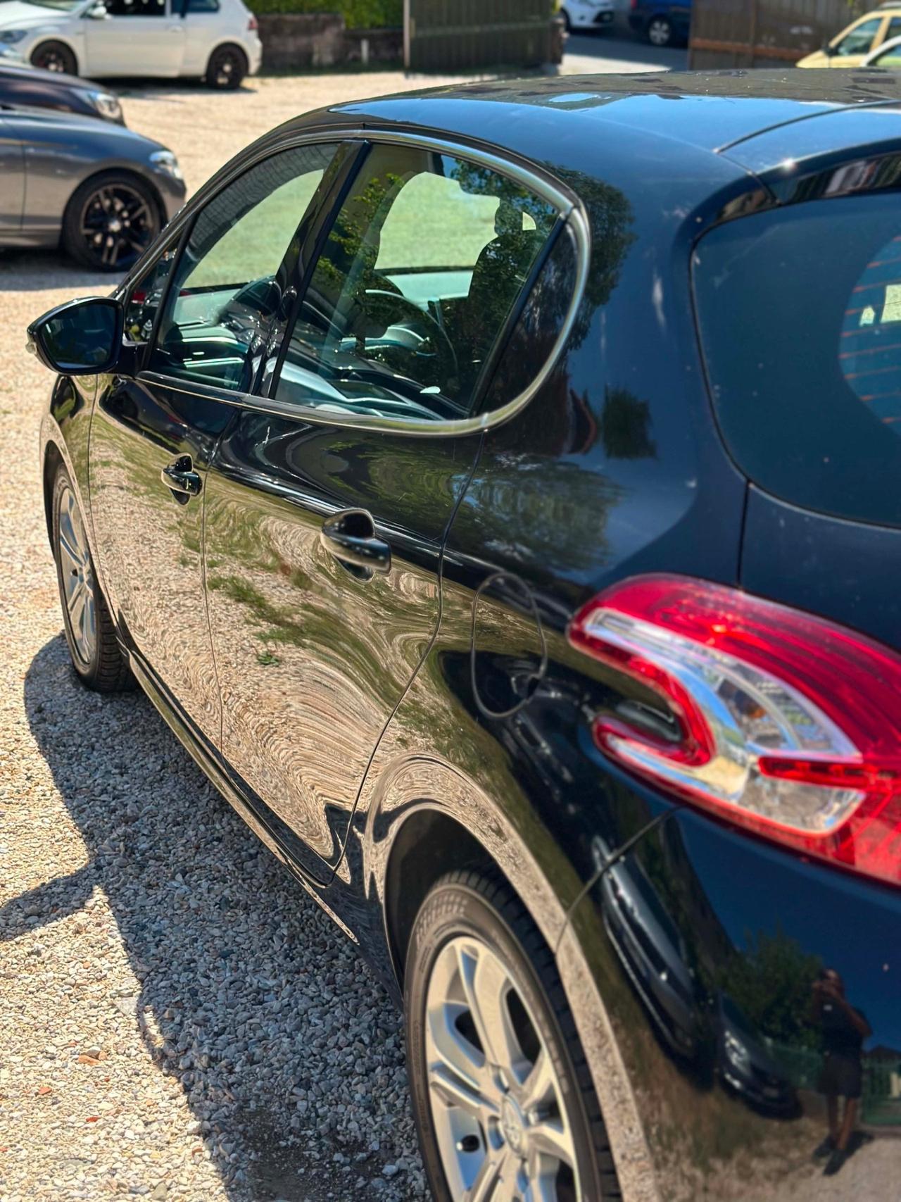 Peugeot 208 5p. ACTIVE KMCERT UNICOPR