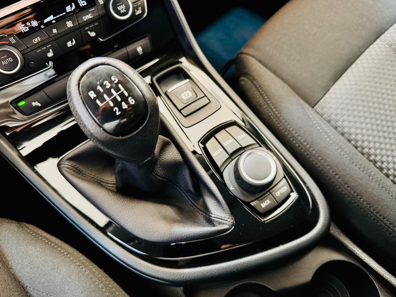 BMW 216d Active Tourer Sport - LED