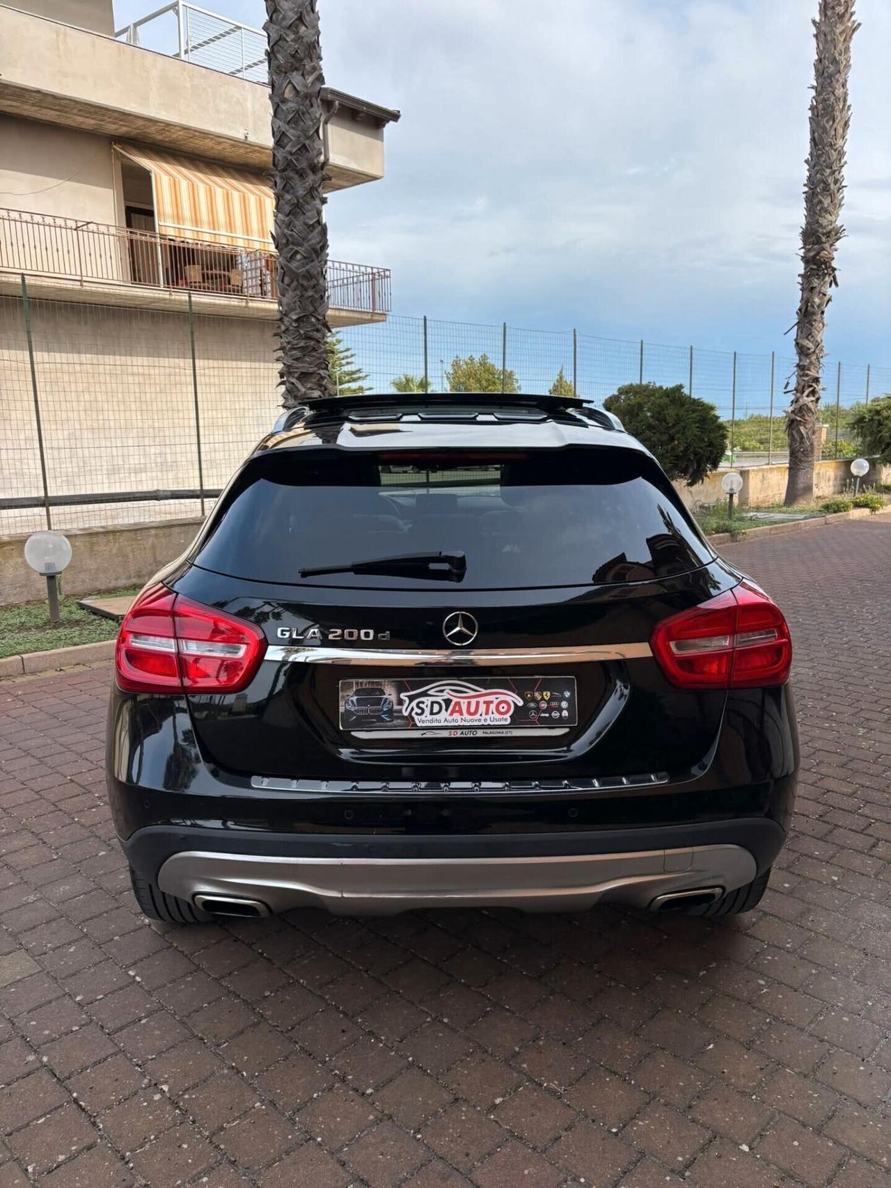 Mercedes-benz GLA 200 d Automatic Sport**