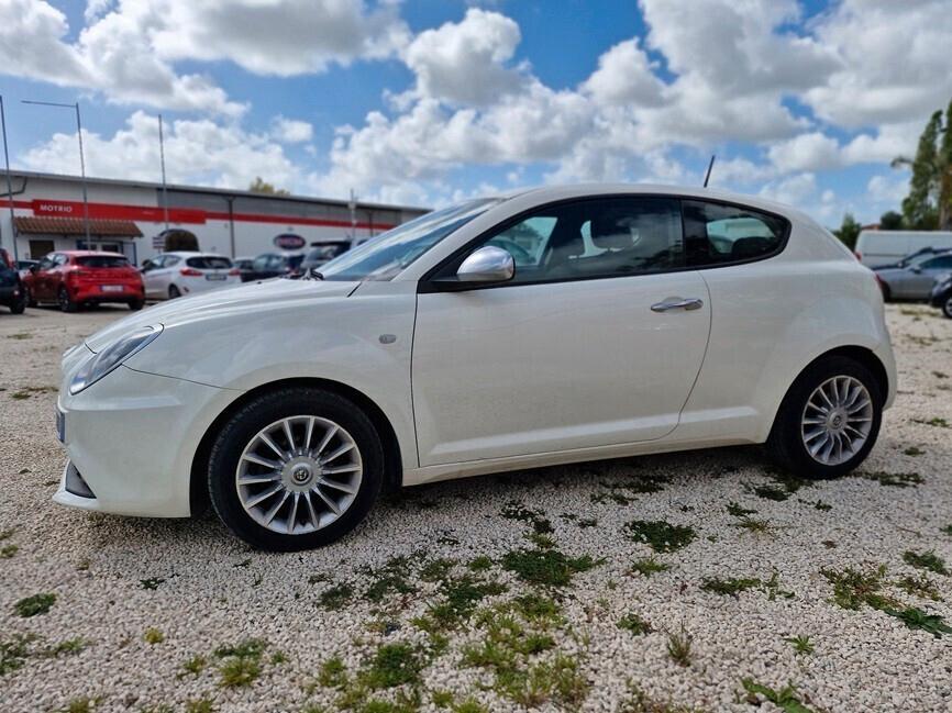 Alfa Romeo MiTo alfa romeo mito 77 cv gpl