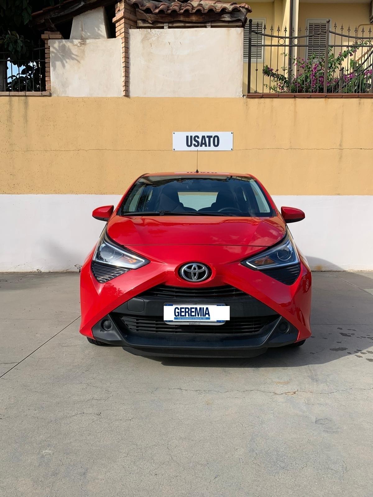Toyota Aygo 1.0 VVT-i 72 CV 5 porte x-fun