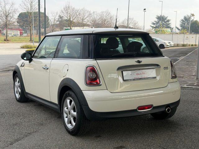 MINI One 1.4 16V One Neopatentati