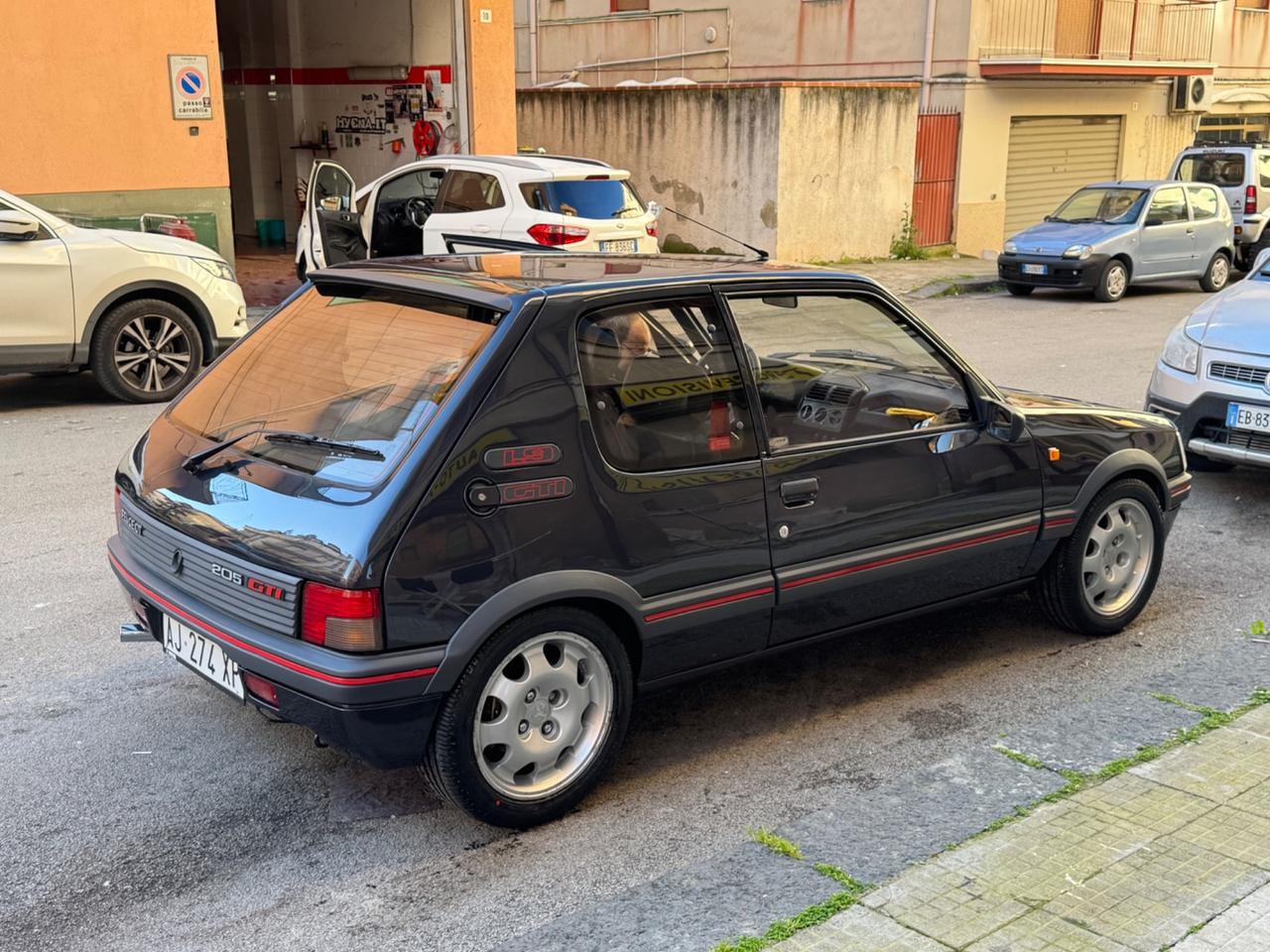 Peugeot 205 1.9 3 porte GTI