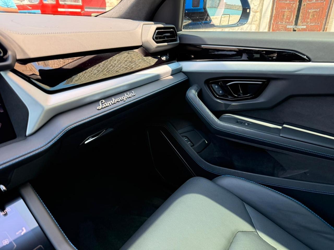 Lamborghini Urus 4.0 SE