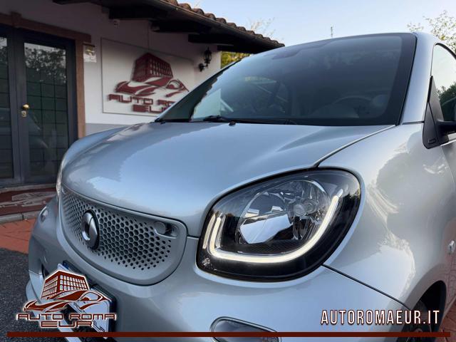 SMART ForTwo 1.0 twinamic Superpassion NAVI! LED! PREZZO REALE!