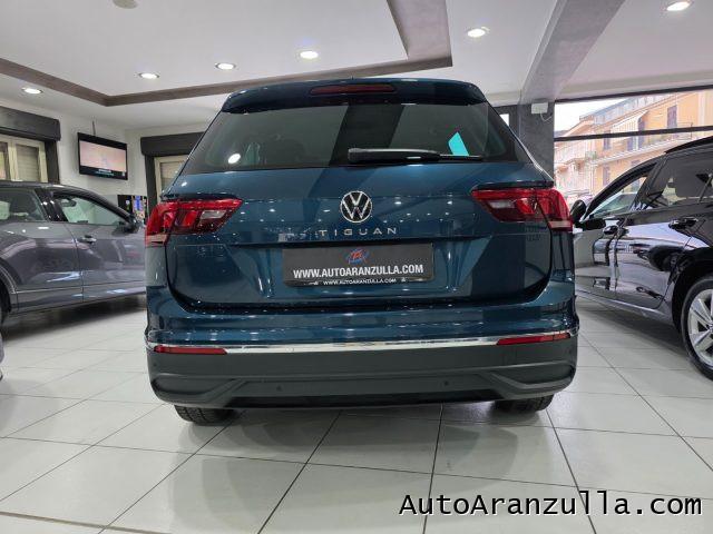 VOLKSWAGEN Tiguan 2.0 TDI 150CV SCR DSG Life Navi - Fari Led
