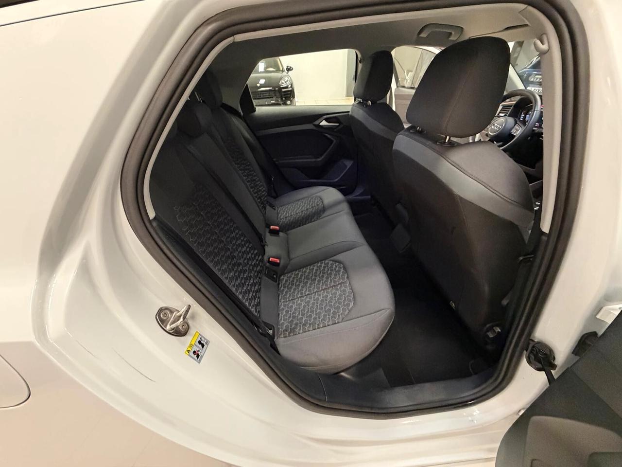 Audi A1 SPB 30 TFSI S line edition 290 al mese