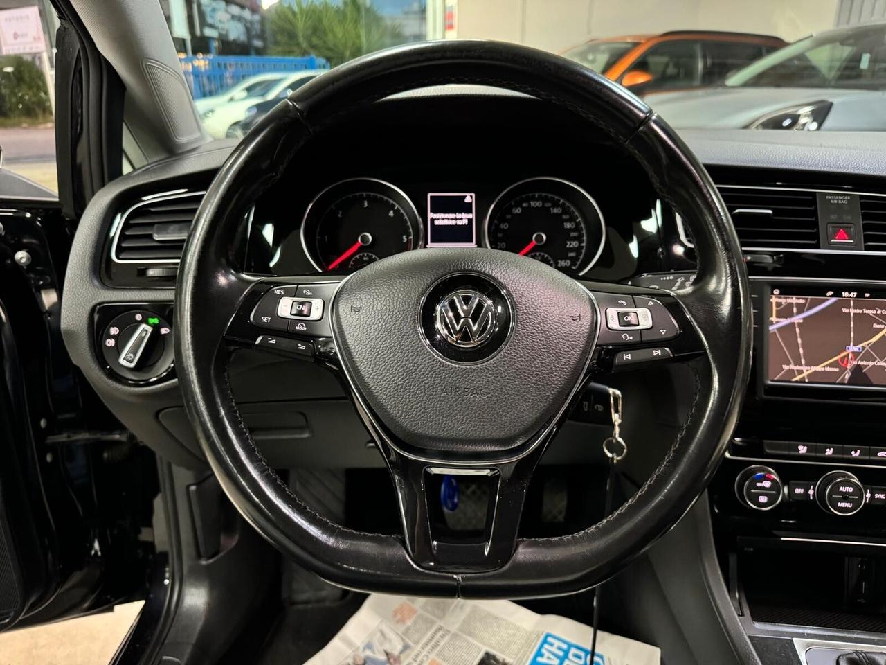 Volkswagen Golf 1.6 TDI 110 CV DSG Highline 2017