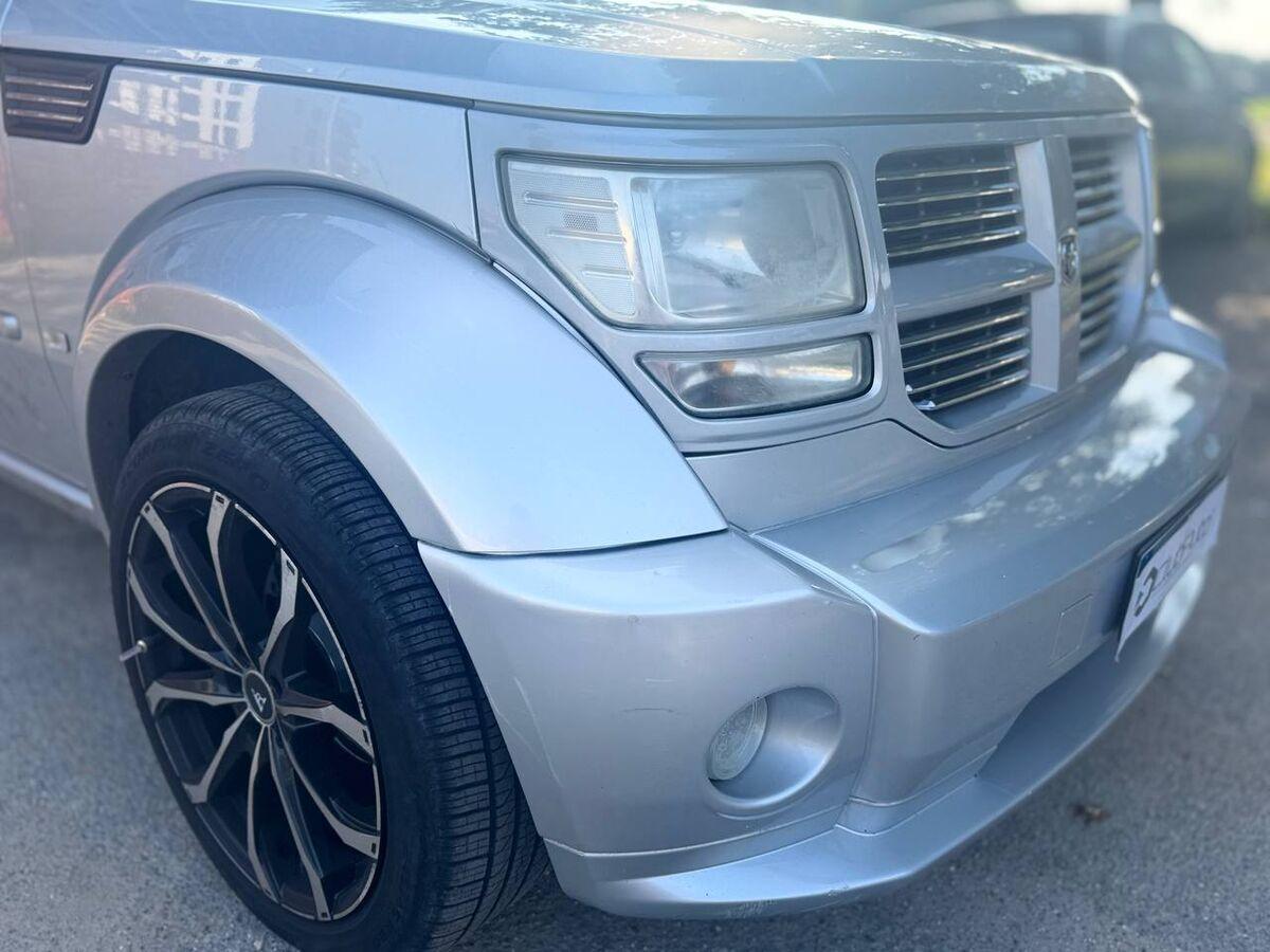 Dodge Nitro 4.0 V6 R T 4wd auto