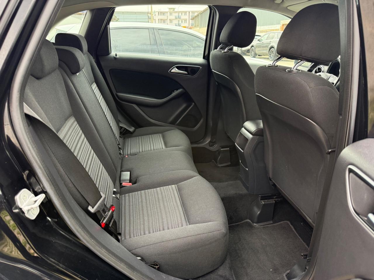 Mercedes-benz B 180 CDI Automatic