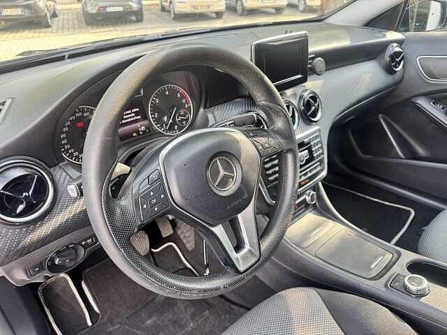 Mercedes-Benz GLA 180 180 d Automatic Executive