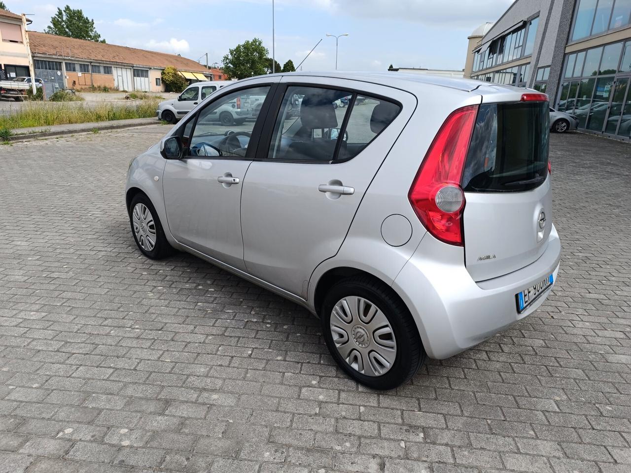 Opel Agila 1.2 DEL 2011 SOLAMENTE 120.000 KM