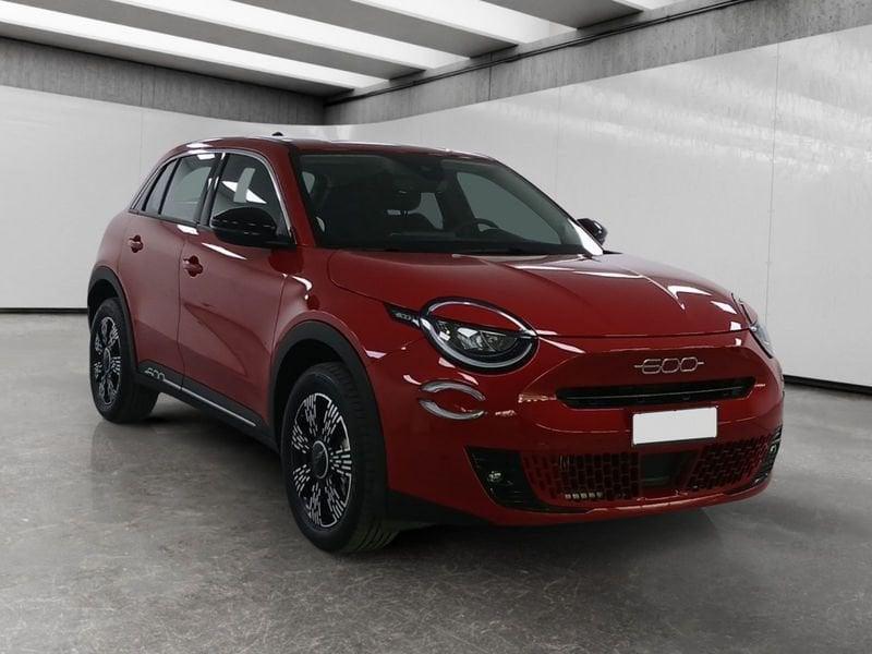 FIAT 600 1.2 hybrid 145cv auto