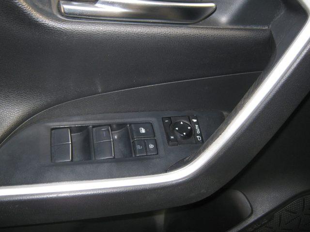 TOYOTA RAV 4 MY23 RAV4 2.5 HV (218CV) E-CVT 2WD Dynamic