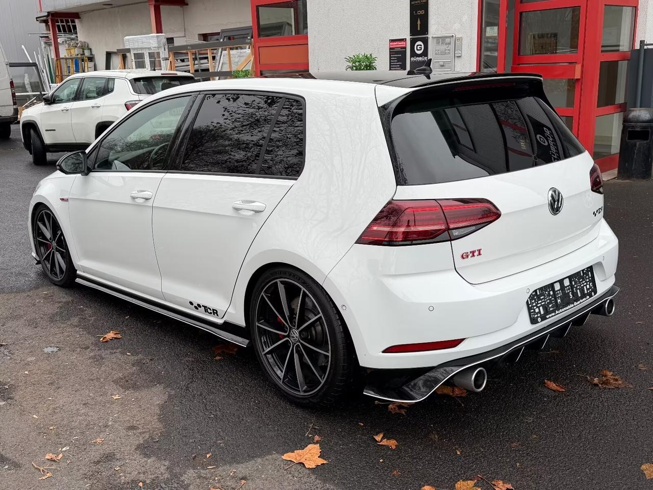 Volkswagen Golf GTI 2.0 TSI TCR DSG 5p. BlueMotion Technology 290 cv