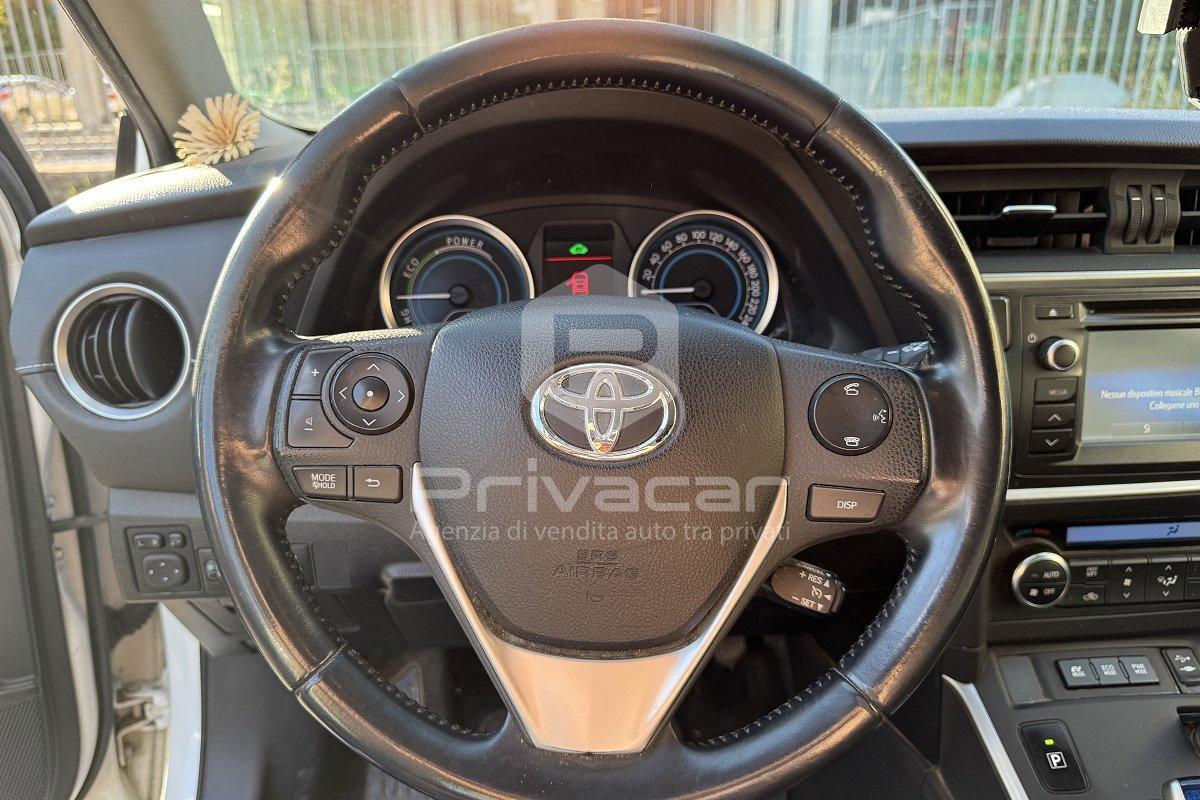 TOYOTA Auris Touring Sports 1.8 Hybrid Lounge