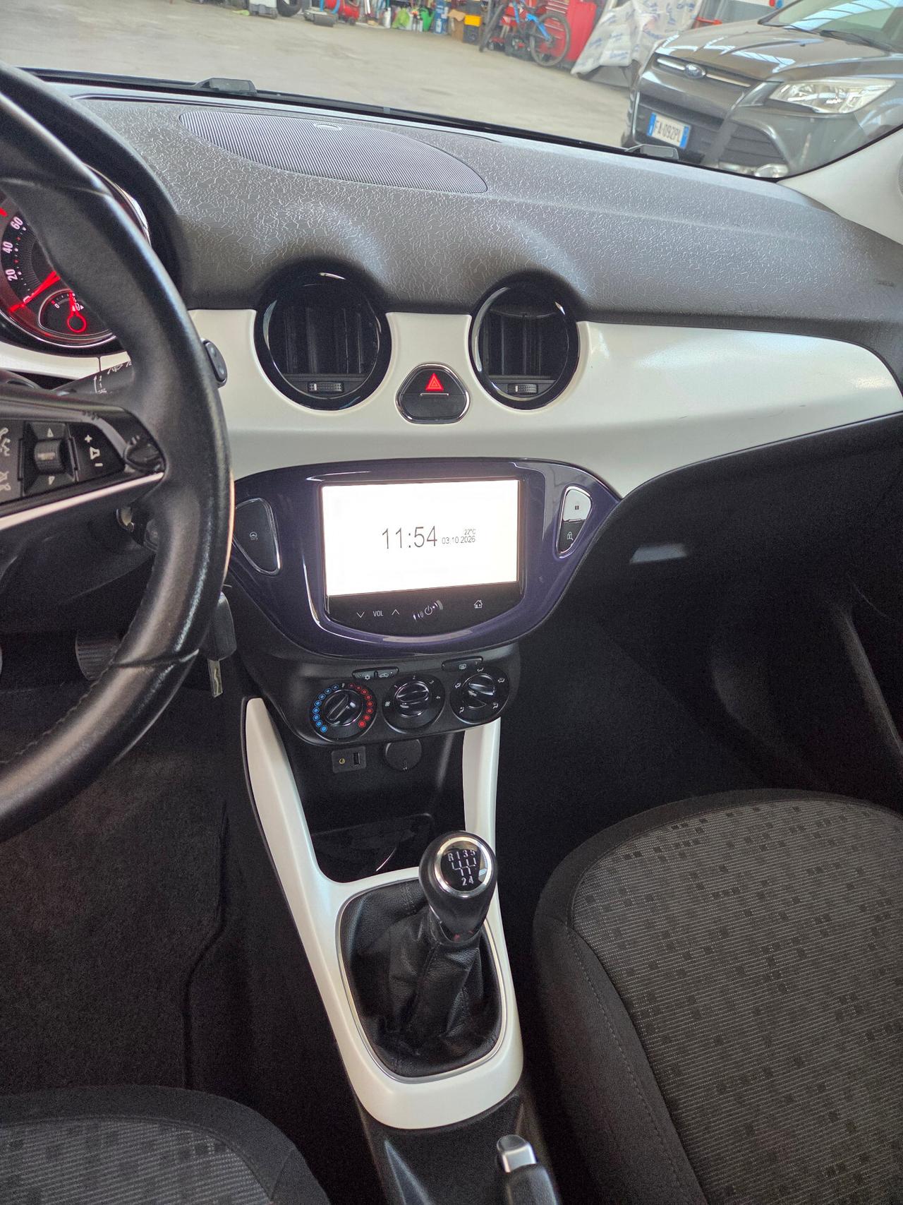 Opel Adam 1.2 70 CV