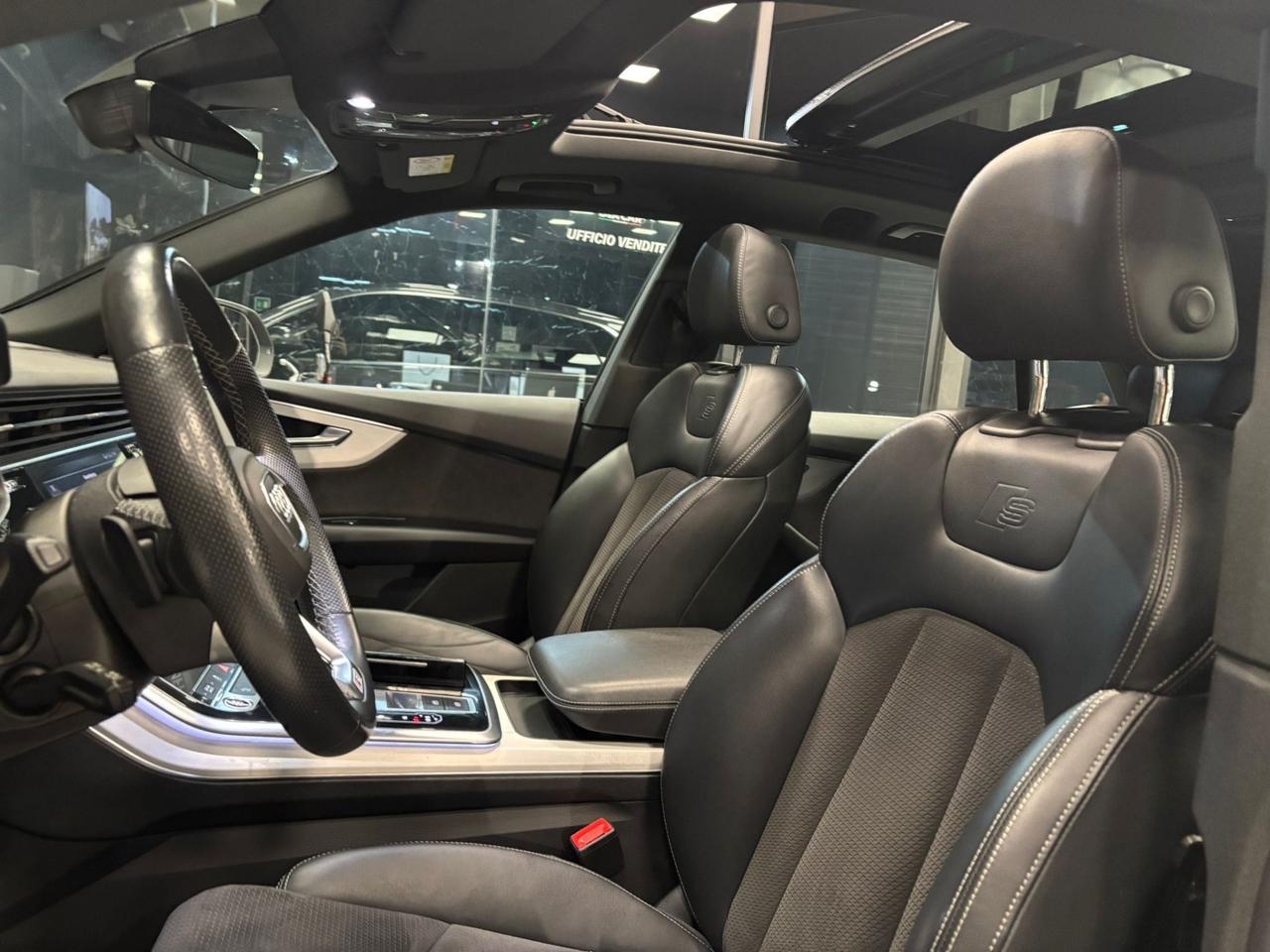 Audi Q8 50 TDI 3.0 286 CV QUATTRO TIPTRONIC TETTO MATRIX S LINE EDITION