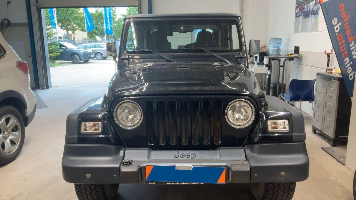 Jeep Wrangler 4.0 cat Sport GPL