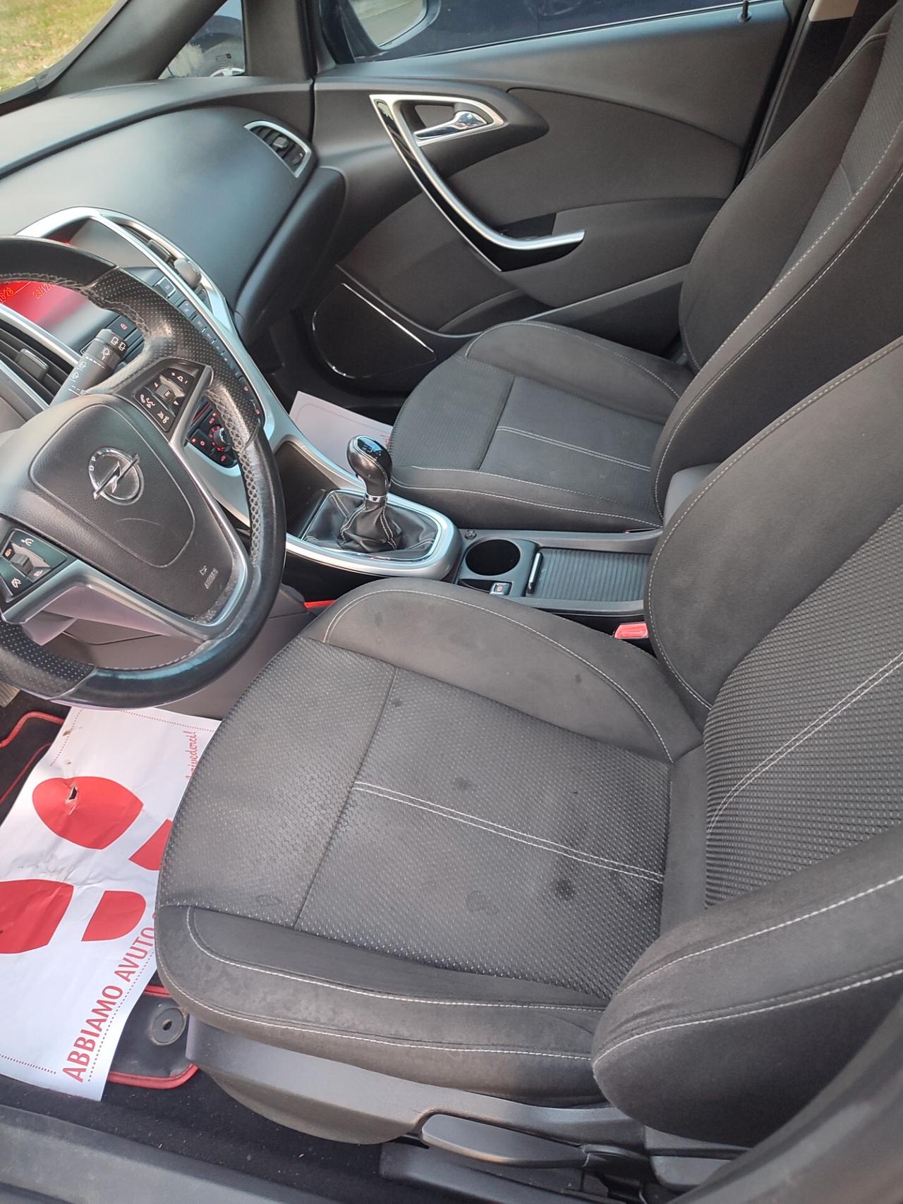 Opel Astra 1.6 Turbo 180CV Sports Tourer Cosmo S