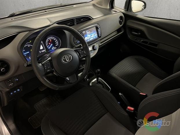 Toyota Yaris 1.5 Hybrid 5 porte Active/PROMO